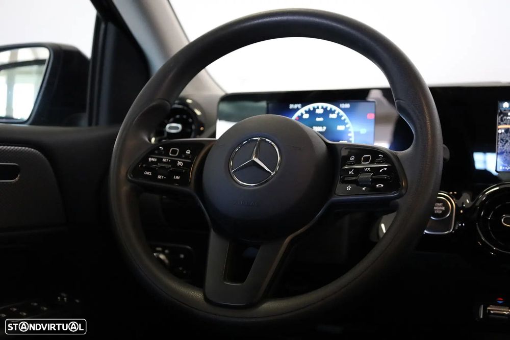 Mercedes-Benz B 250 e 8G-DCT Progressive - 25