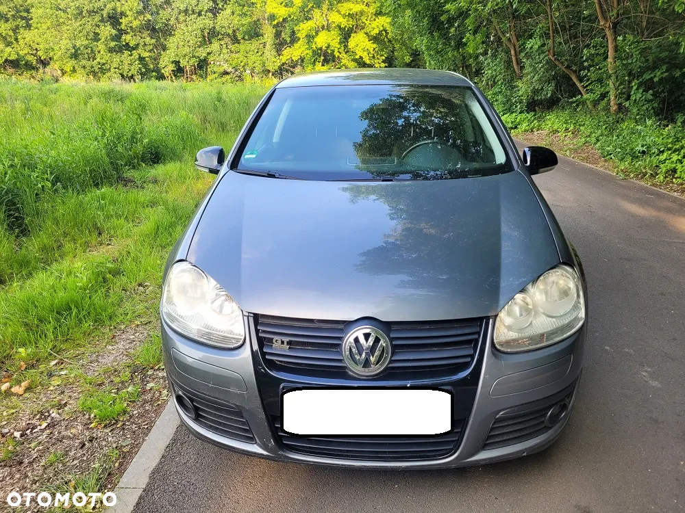 Volkswagen Golf V 1.6 Comfortline Tiptr - 2