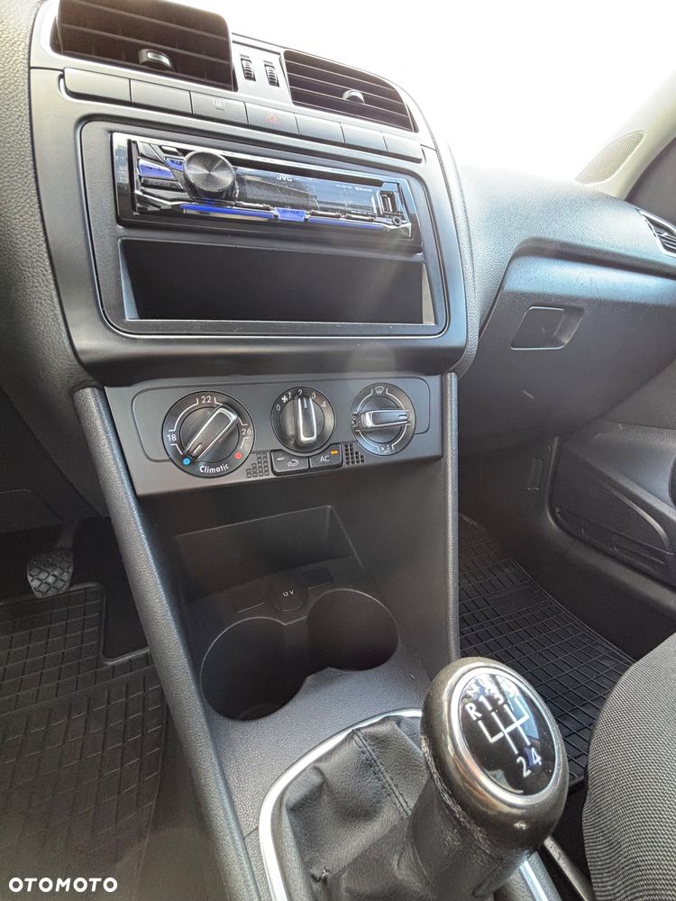 Volkswagen Polo 1.4 Style - 25