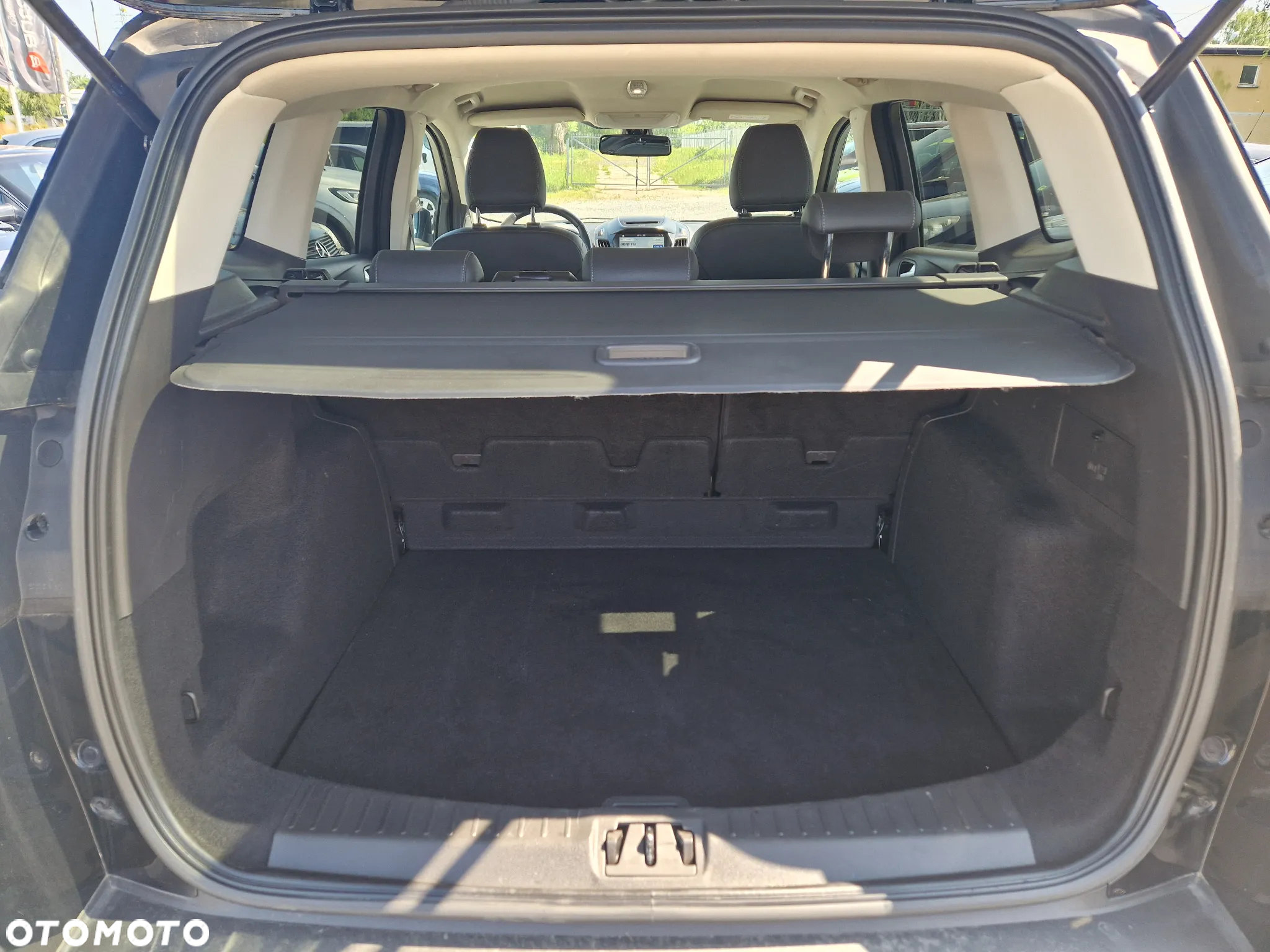 Ford Kuga - 9