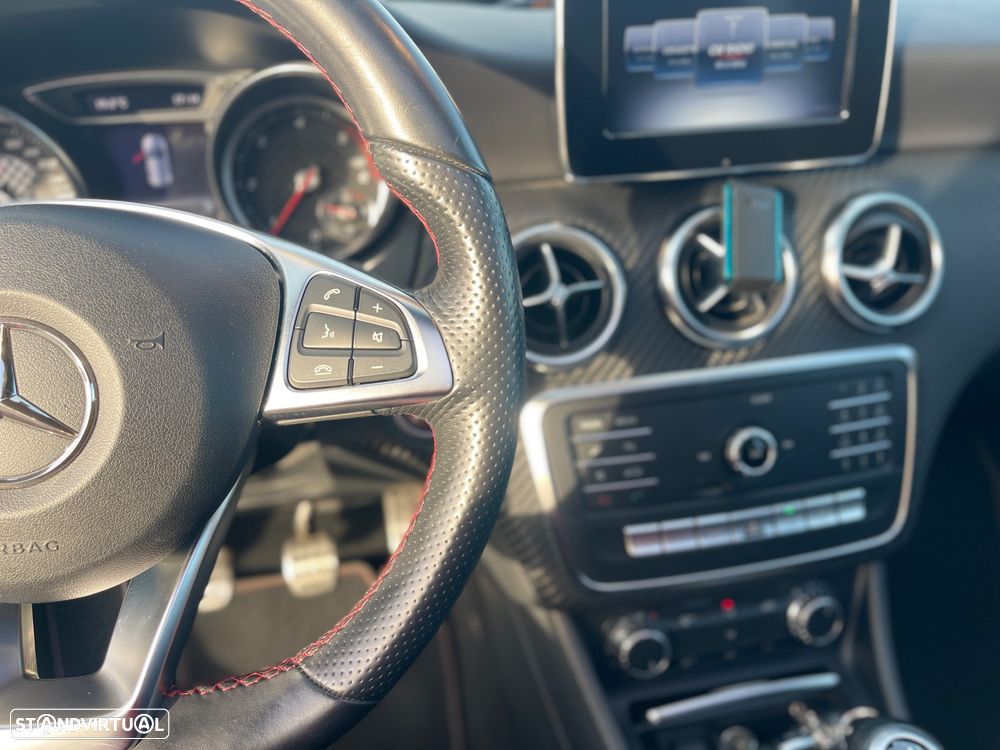 Mercedes-Benz A 180 d AMG Line - 15