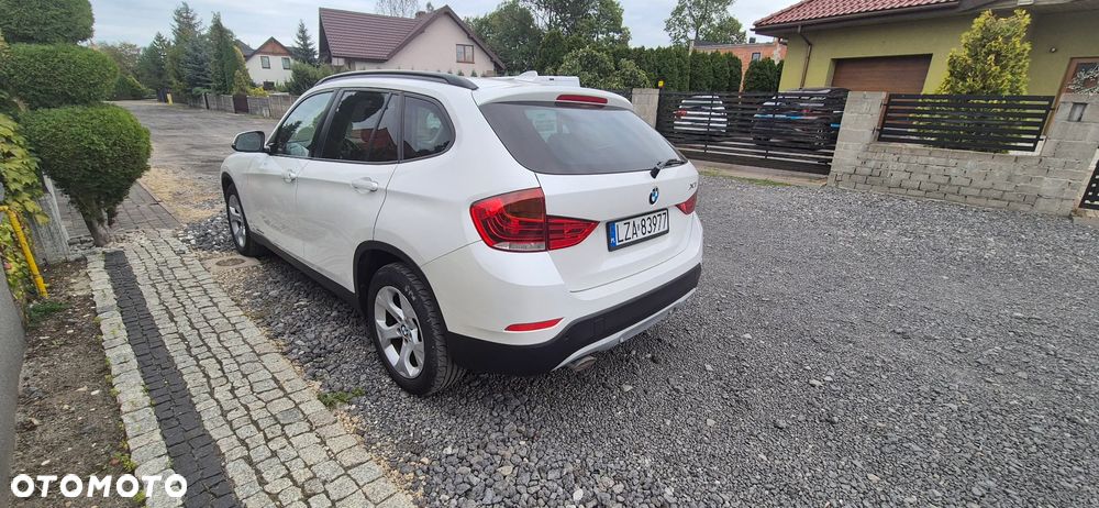 BMW X1 xDrive18d xLine - 3