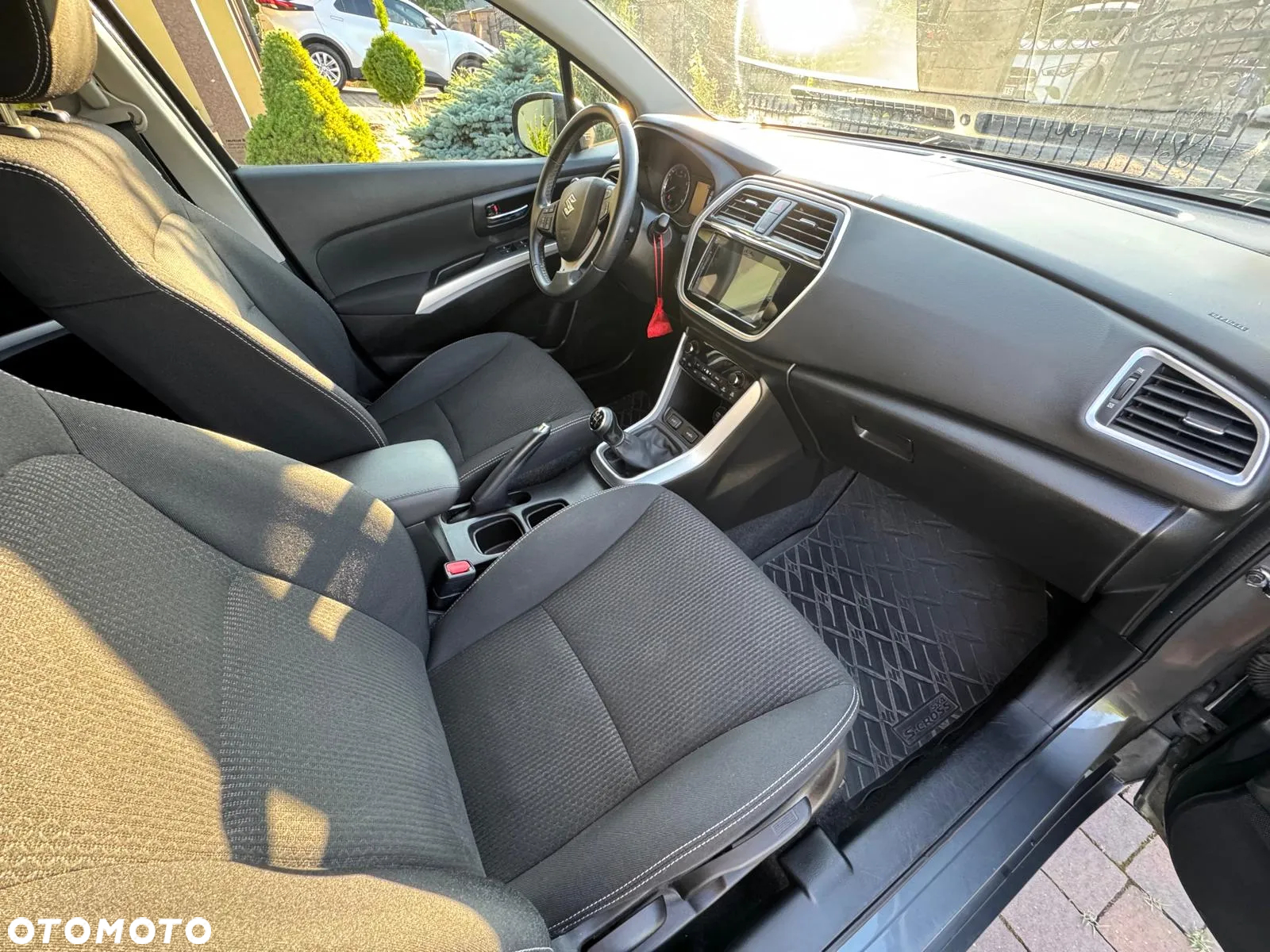 Suzuki SX4 S-Cross 1.0 T Premium - 15