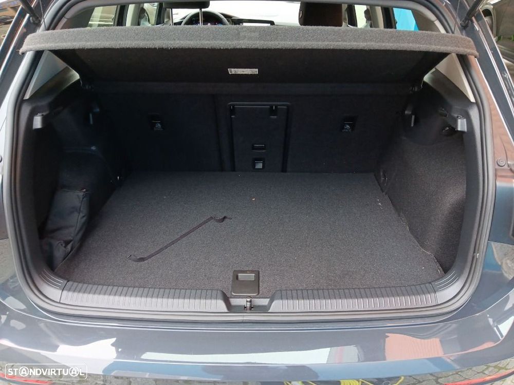 VW Golf 1.4 TSI e-Hybrid DSG - 25