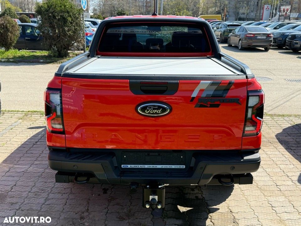 Ford Raptor - 11