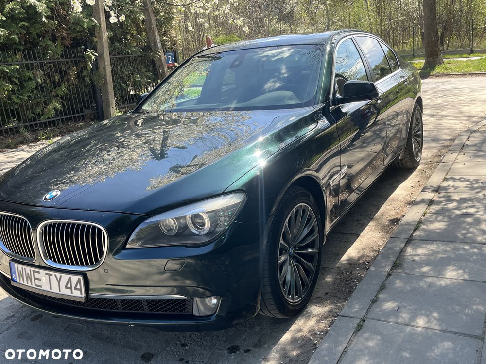 BMW Seria 7 740i - 6