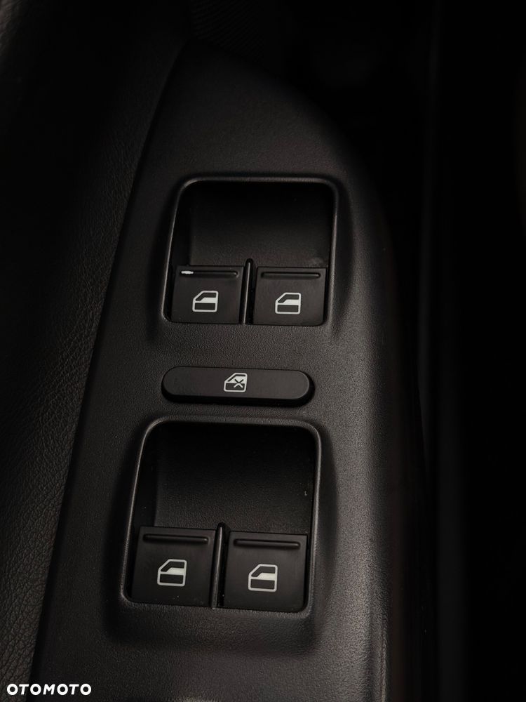 Skoda Octavia 2.0 TDI DPF RS DSG - 29