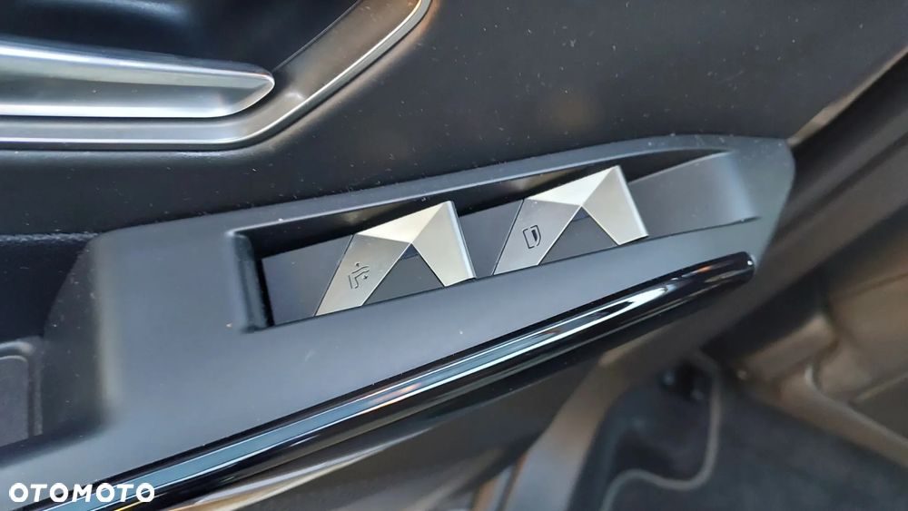 DS Automobiles DS 7 Crossback 1.5 BlueHDi Rivoli - 21