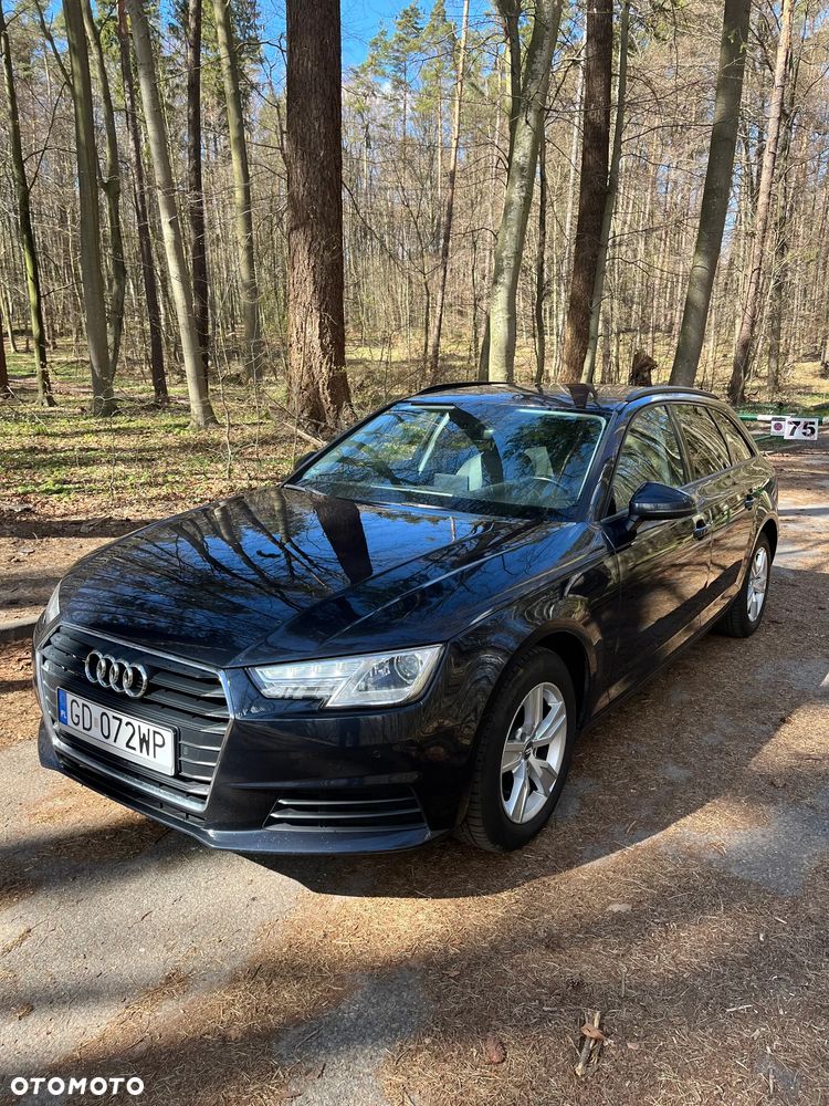 Audi A4 Avant 2.0 TDI - 25