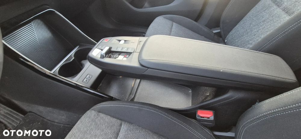 BMW Seria 2 218i Advantage - 26