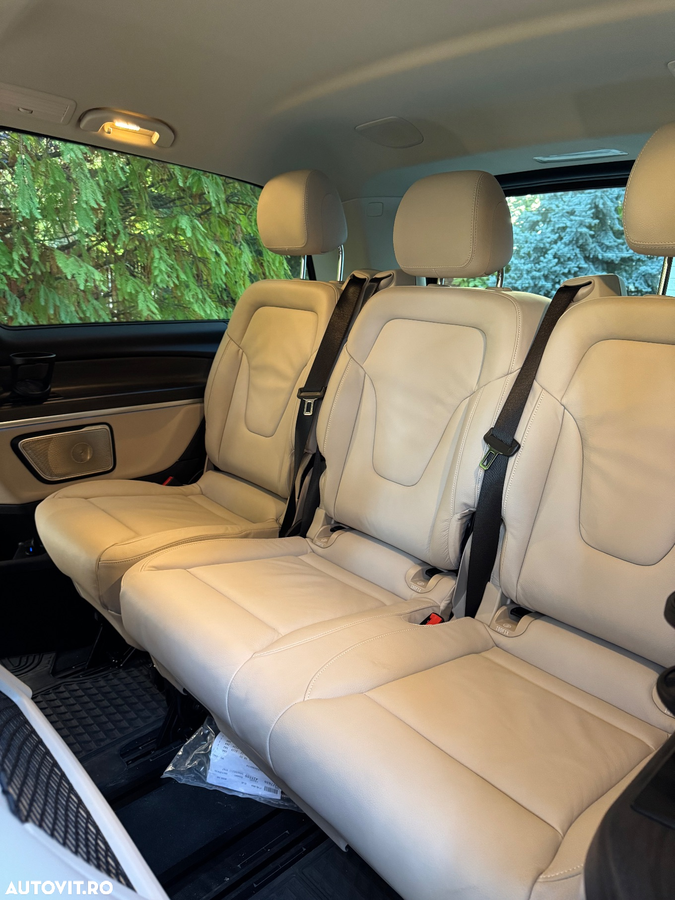 Mercedes-Benz V 250 d Combi Lung 190 CP AWD 9AT AVANTGARDE - 12