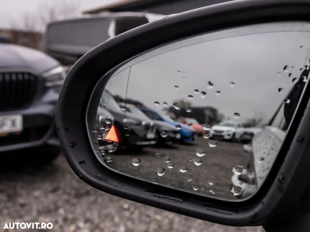 Mercedes-Benz A 180 d Sedan 7G-DCT - 29