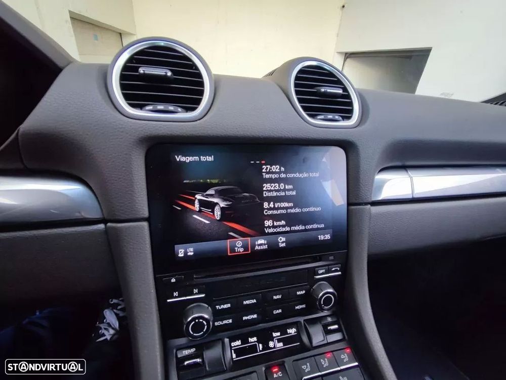 Porsche 718 Boxster 2.0 T - 33