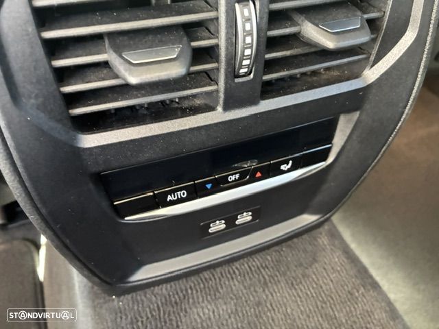 BMW 330 e Auto - 22