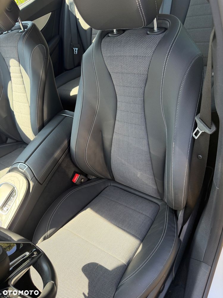 Mercedes-Benz Klasa E 220 d Avantgarde - 15