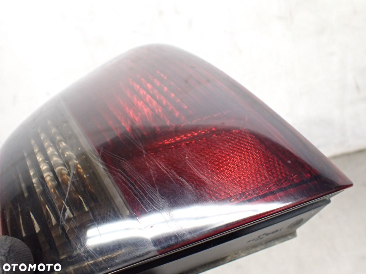 LAMPA PRAWA TYLNA DYMIONA SEAT TOLEDO II 1M5945096B - 3
