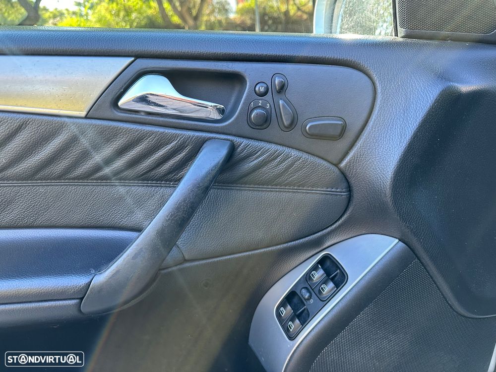 Mercedes-Benz C 270 CDi Avantgarde Aut. - 24
