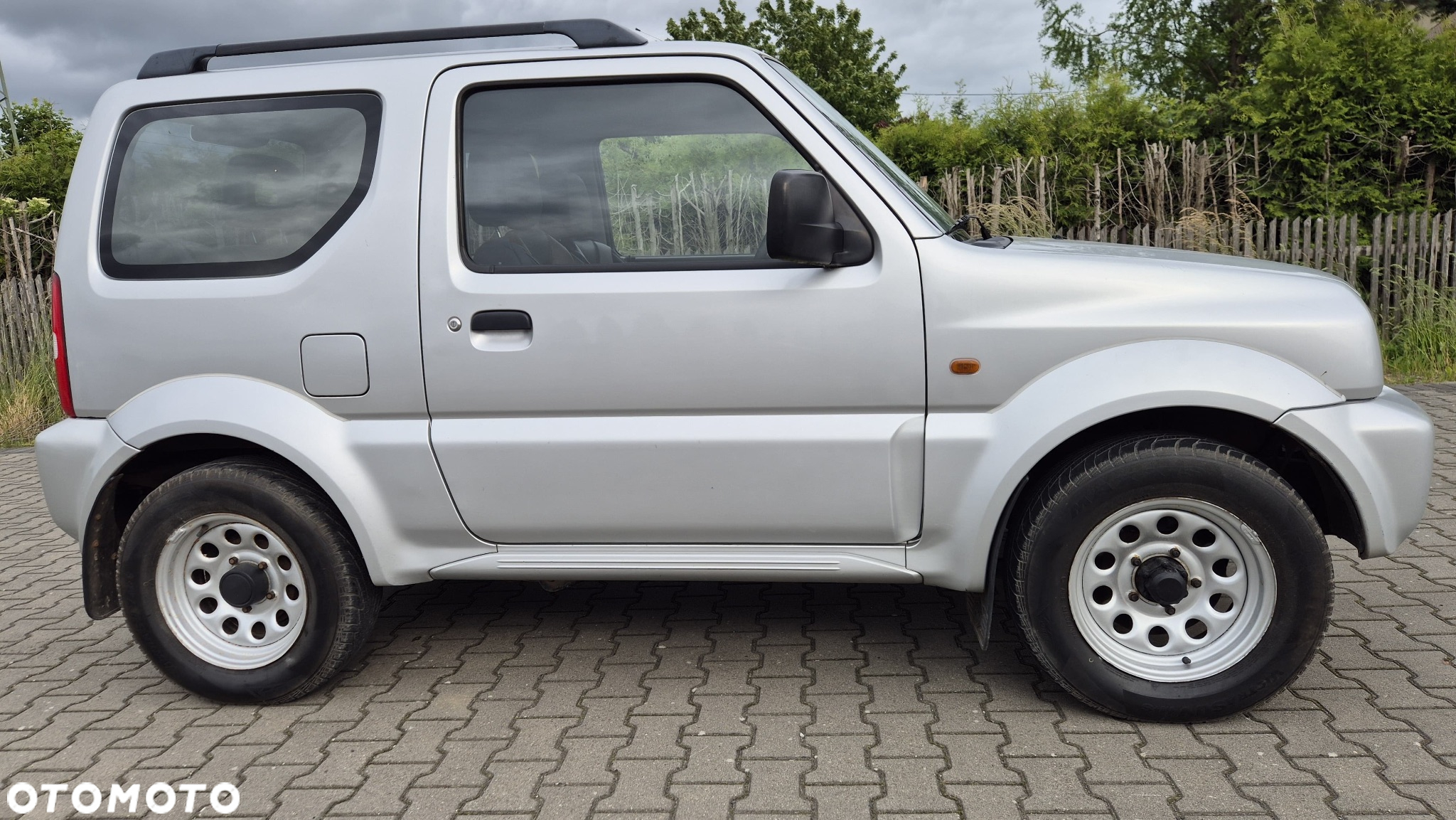 Suzuki Jimny - 19