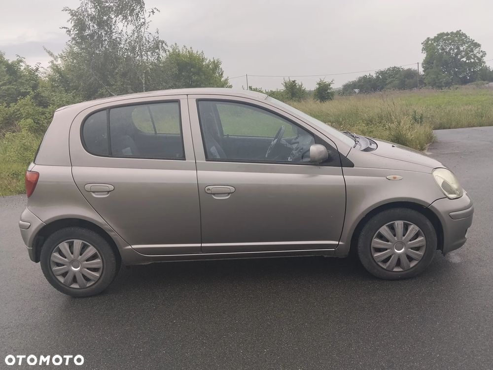 Toyota Yaris 1.3 Luna - 1