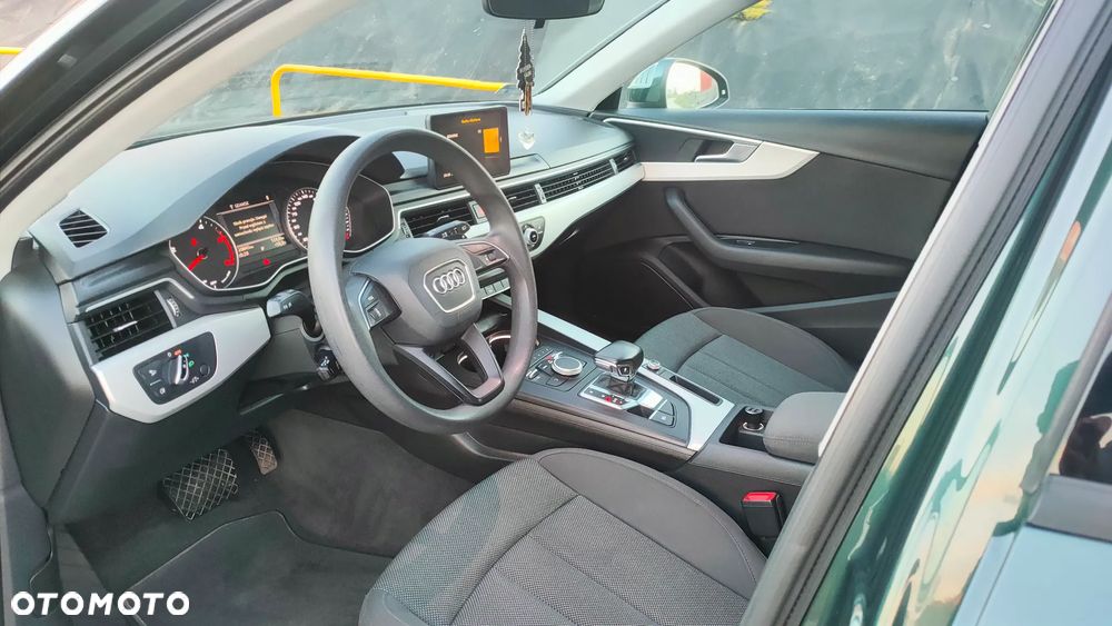 Audi A4 Avant 2.0 TDI ultra S tronic design - 27