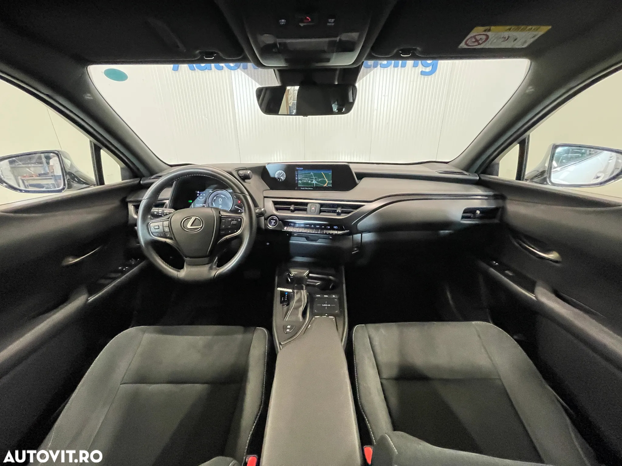 Lexus UX 250h Business Edition - 7