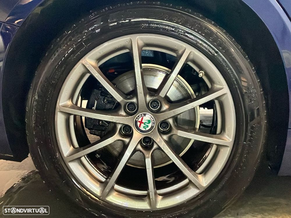 Alfa Romeo Giulia - 21