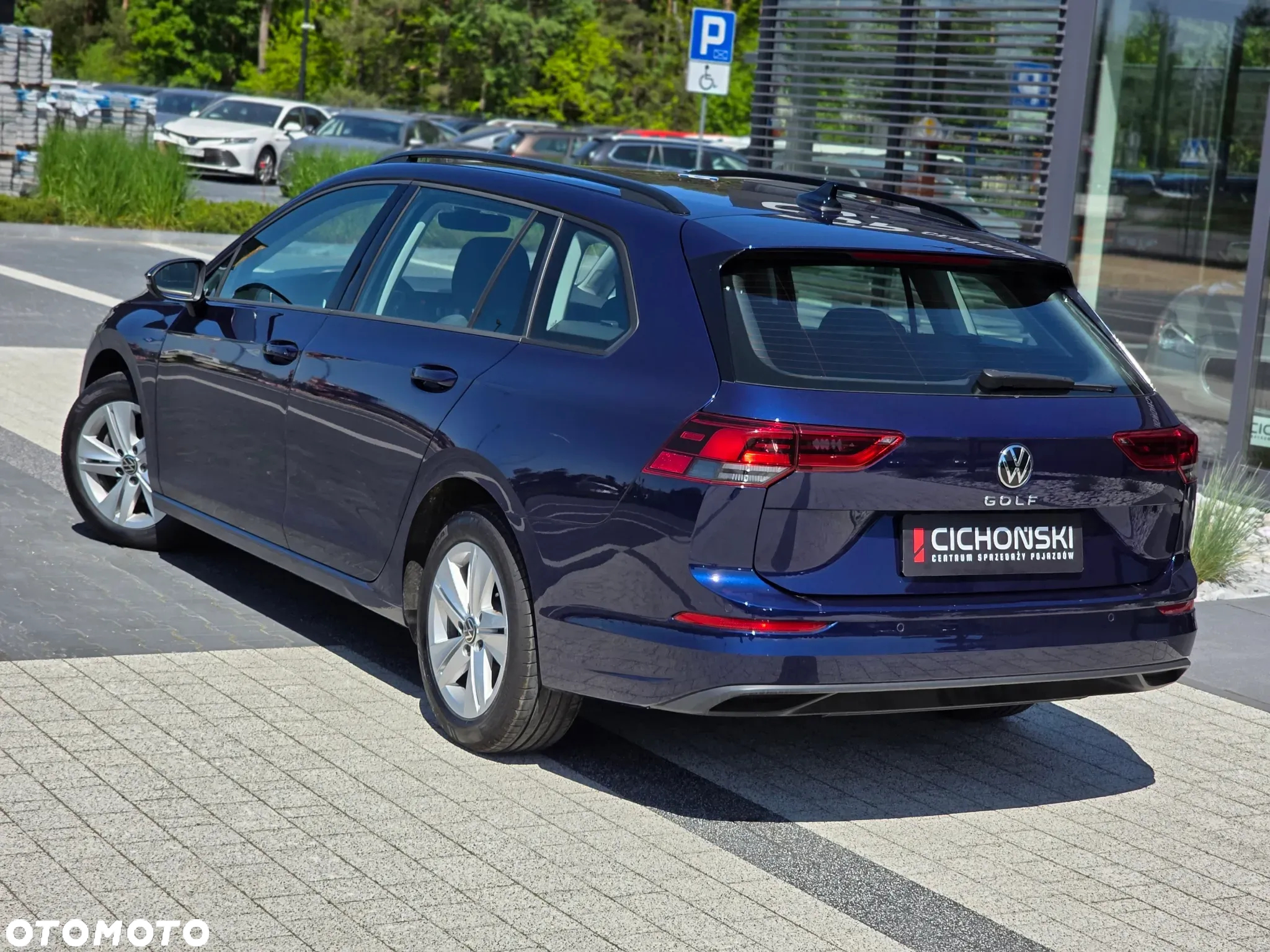 Volkswagen Golf - 14