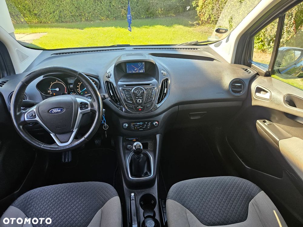 Ford Tourneo Courier 2017 photo 4