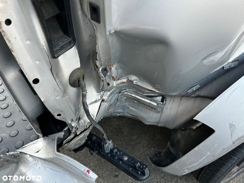 Dodge Nitro - 6