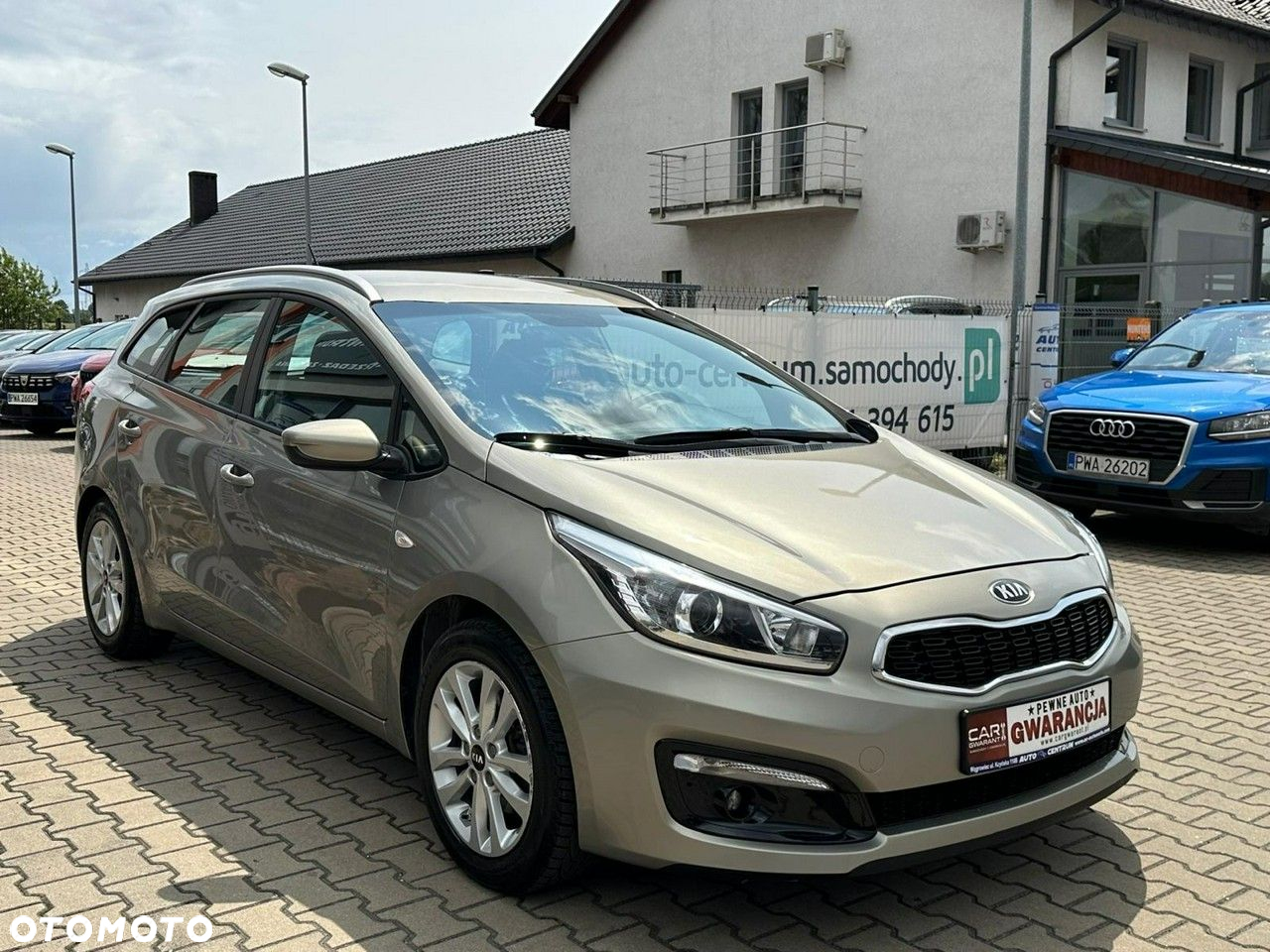 Kia Ceed - 5