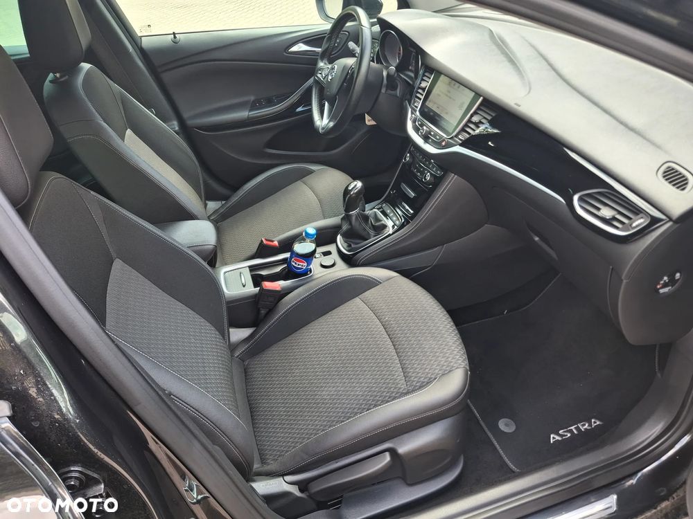 Opel Astra 1.6 Turbo Start/Stop Dynamic - 9