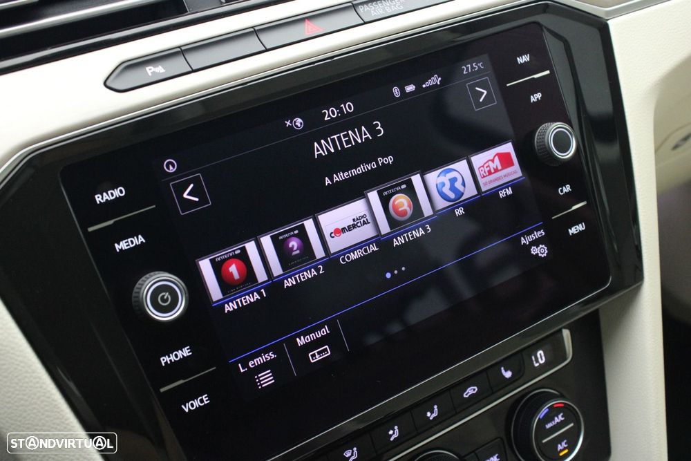 VW Passat Variant 2.0 TDI Highline DSG - 17