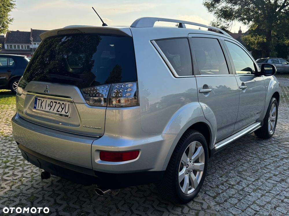 Mitsubishi Outlander 2.0 2WD Invite - 15