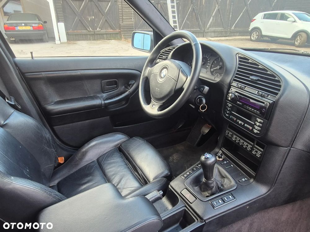 BMW Seria 3 - 15