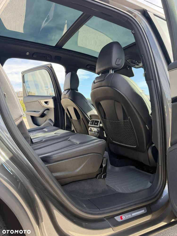 Audi Q7 - 22