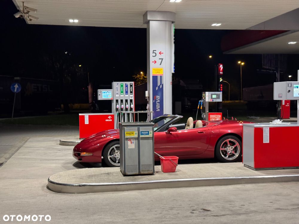 Chevrolet Corvette ver-convertible-5-7 - 7