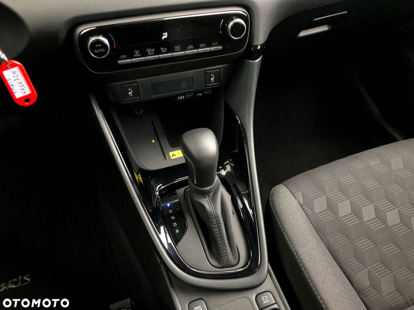 Toyota Yaris - 23