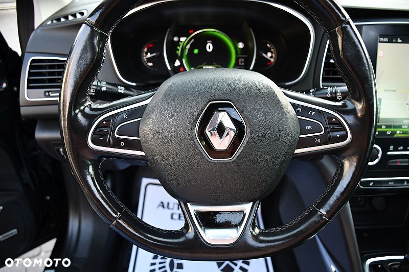 Renault Megane 1.5 dCi Bose EDC - 11