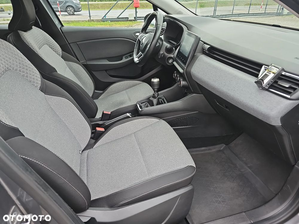 Renault Clio 1.0 TCe Evolution - 20