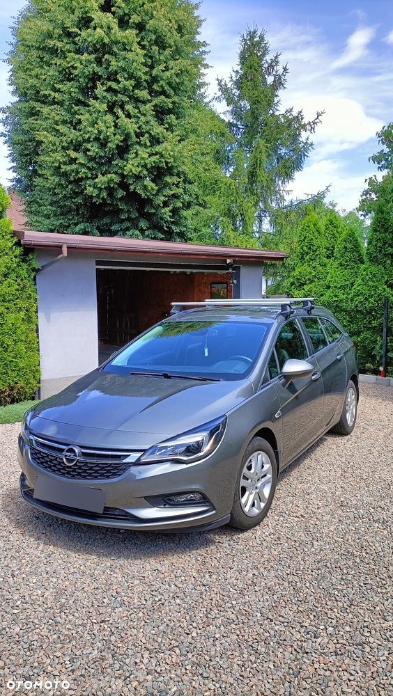 Opel Astra V 1.4 T Enjoy - 1