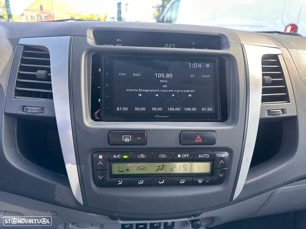 Toyota Hilux 3.0 D-4D 4WD CD Tracker CA+EP+Navi - 22