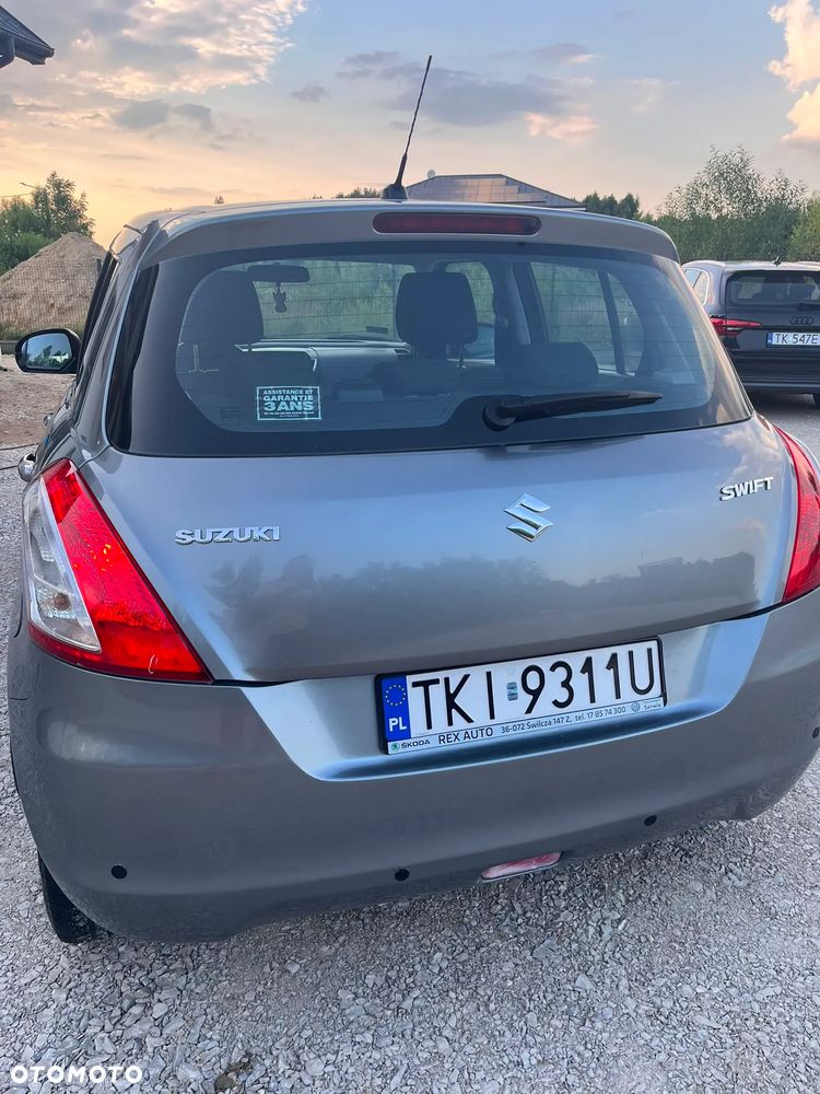 Suzuki Swift - 11