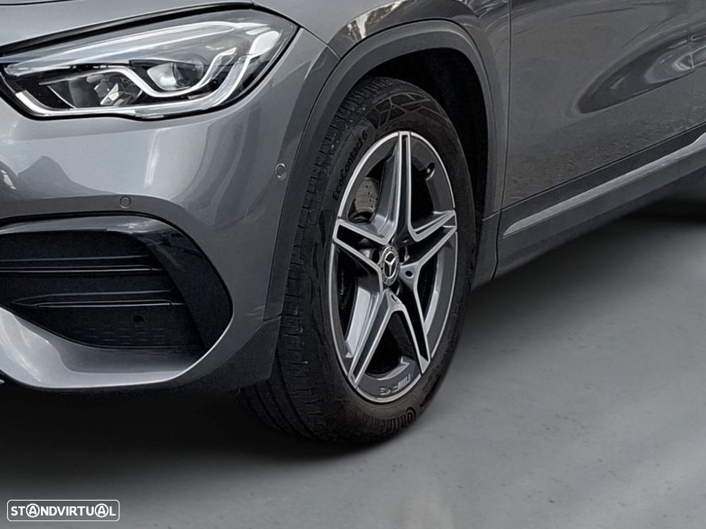 Mercedes-Benz GLA 180 d AMG Line - 4