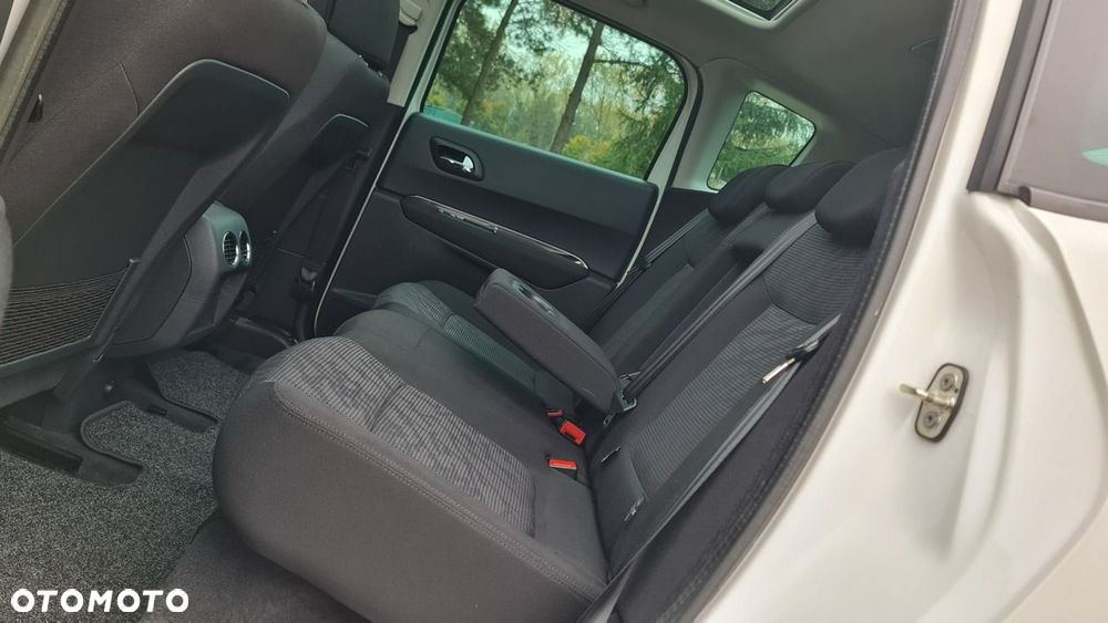 Peugeot 3008 155 THP Premium - 9