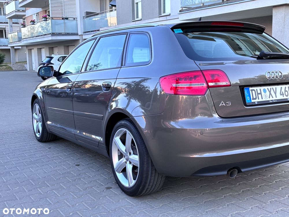 Audi A3 Sportback 2.0 TDI DPF S line Sportpaket (plus) - 21