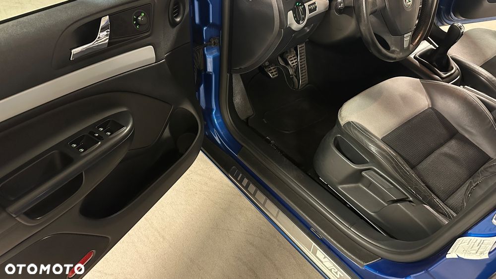 Skoda Octavia 2.0 TDI DPF RS - 13