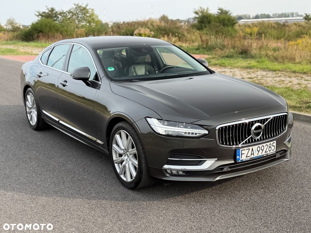 Volvo S90