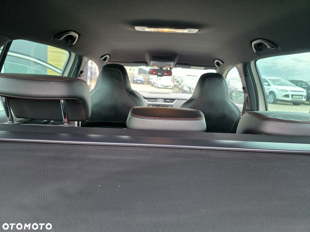 Skoda Octavia 2.0 TDI RS Challenge DSG - 39