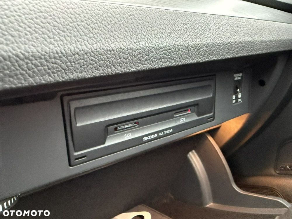 Skoda Superb 2.0 TDI 4x4 Style DSG - 6