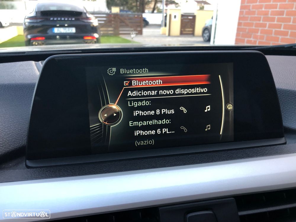BMW 320 d Touring Aut. Efficient Dynamics Edition Sport Line - 43